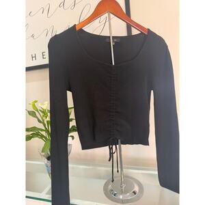 Love Tree Black Cinched Front Ribbed Crop Top - Size Small 🖤